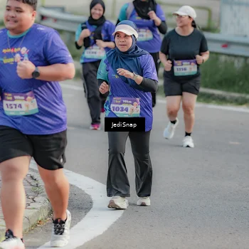 Runner Photo 8336483
