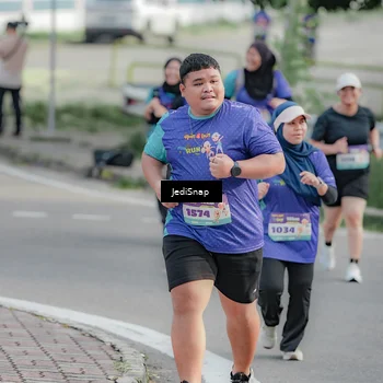 Runner Photo 8336507