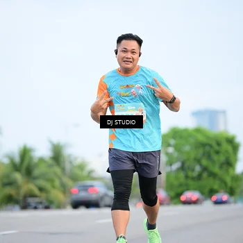 Runner Photo 8336519