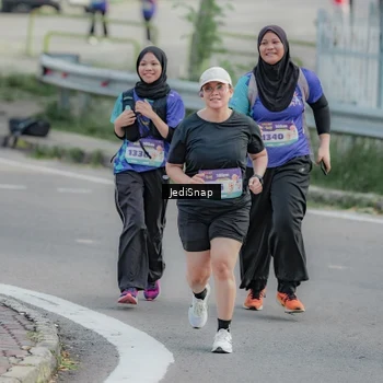 Runner Photo 8336543