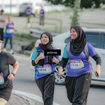 Runner Photo 8336551