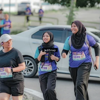 Runner Photo 8336554