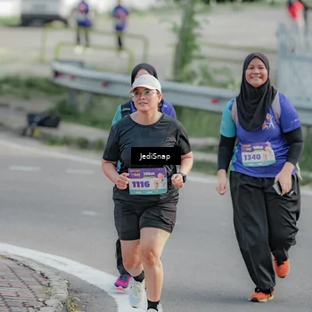 Runner Photo 8336560
