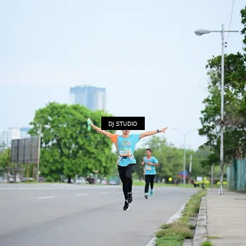 Runner Photo 8336574