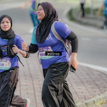 Runner Photo 8336603