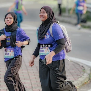 Runner Photo 8336607