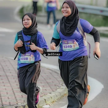 Runner Photo 8336608