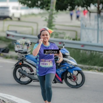 Runner Photo 8336625