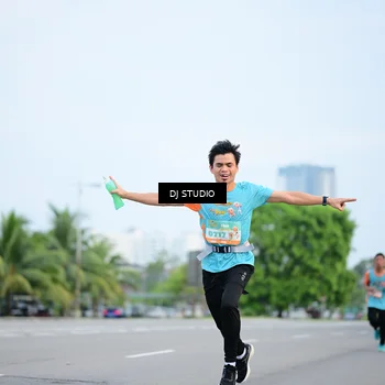 Runner Photo 8336630