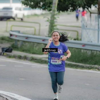 Runner Photo 8336634