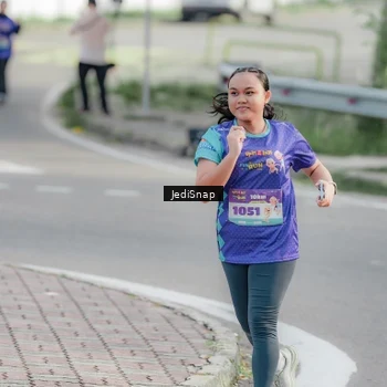 Runner Photo 8336640
