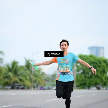 Runner Photo 8336655