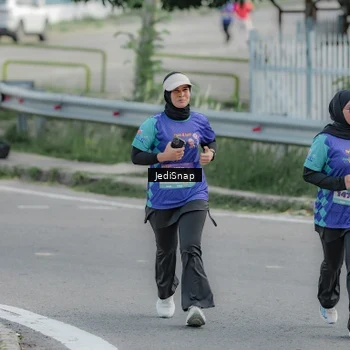 Runner Photo 8336666