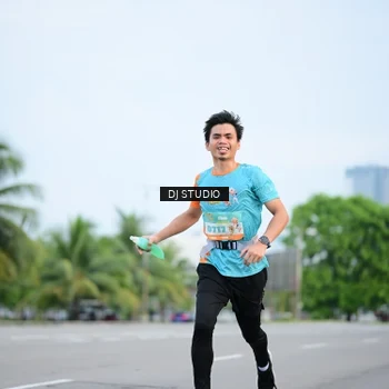 Runner Photo 8336680
