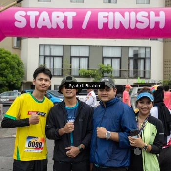 Runner Photo 8336688