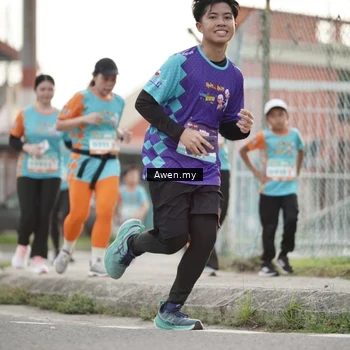 Runner Photo 8336705