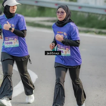 Runner Photo 8336718