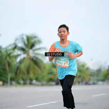 Runner Photo 8336725
