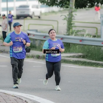 Runner Photo 8336743