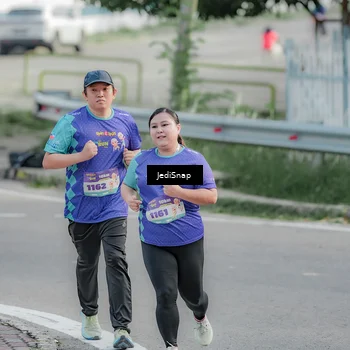Runner Photo 8336759