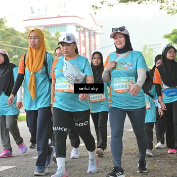 Runner Photo 8336764