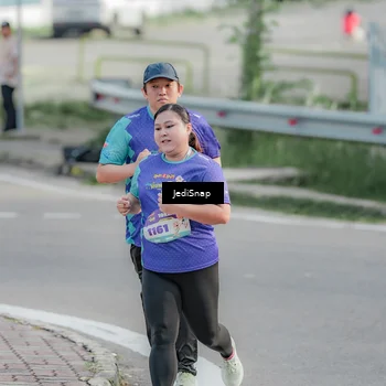 Runner Photo 8336770