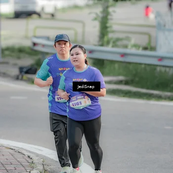 Runner Photo 8336772
