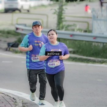 Runner Photo 8336796
