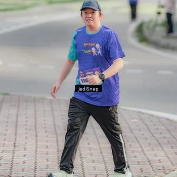 Runner Photo 8336804