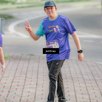 Runner Photo 8336818