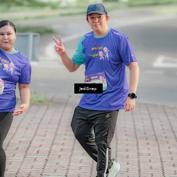 Runner Photo 8336819