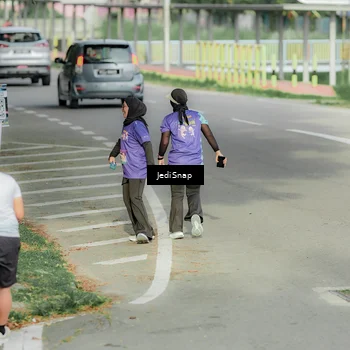 Runner Photo 8336851
