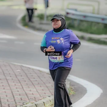 Runner Photo 8336880
