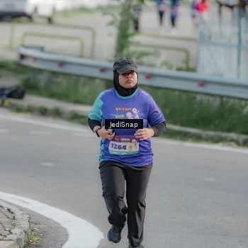 Runner Photo 8336884