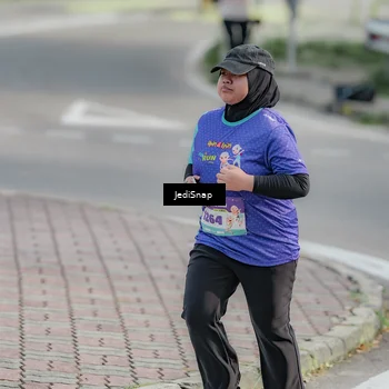 Runner Photo 8336890