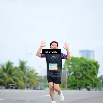 Runner Photo 8336921
