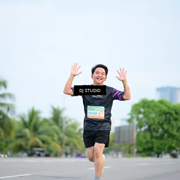 Runner Photo 8336923