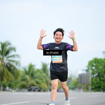 Runner Photo 8336938