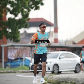 Runner Photo 8336941