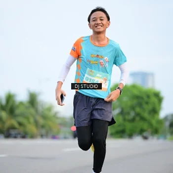 Runner Photo 8336975