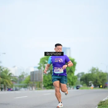 Runner Photo 8336989