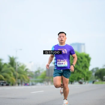 Runner Photo 8337002