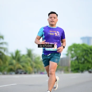 Runner Photo 8337010