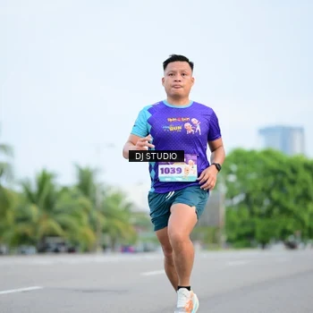 Runner Photo 8337016