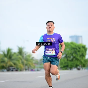 Runner Photo 8337018