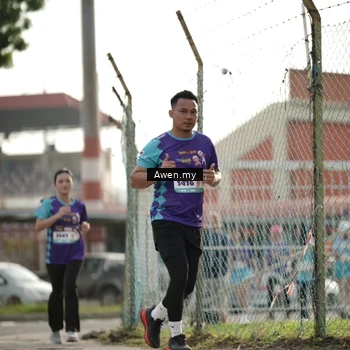 Runner Photo 8337020