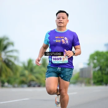 Runner Photo 8337029