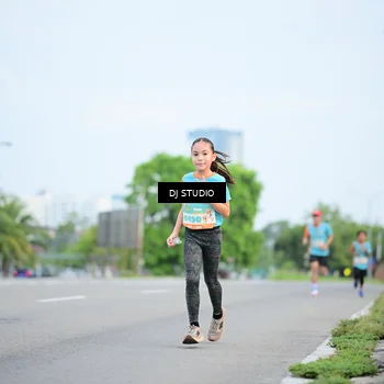 Runner Photo 8337039