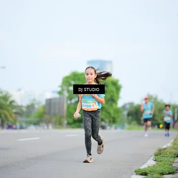 Runner Photo 8337050