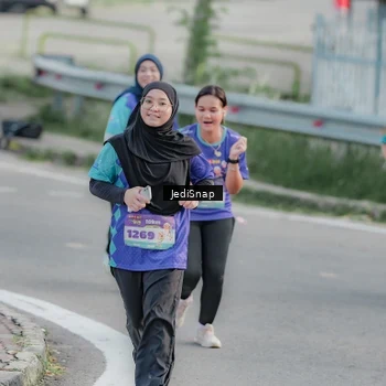 Runner Photo 8337094